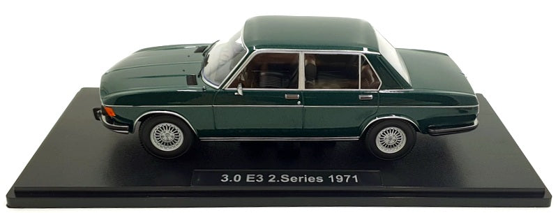KK Scale 1/18 Scale KKDC180405 - 1971 BMW 3.0 e3 2.Series - Green