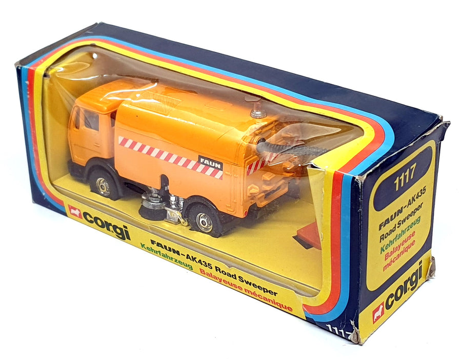 Corgi Original Diecast 1117 - Faun AK435 Road Sweeper Truck - Yellow