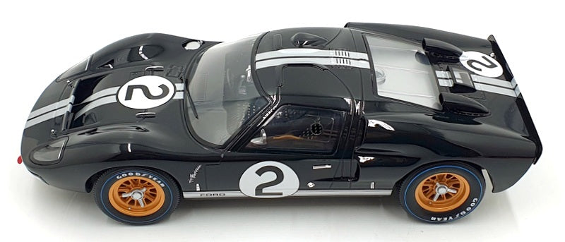CMR 1/12 Scale Resin CMR12034 - 1966 Ford GT40 24h Le Mans 1966 #2 McLaren