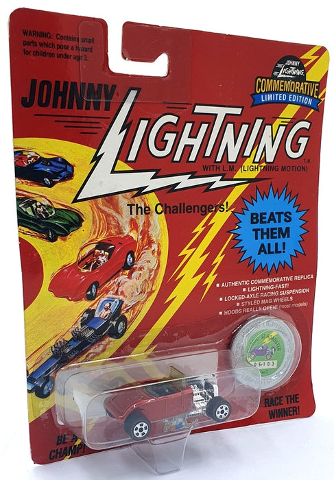 Johnny Lightning 1/64 Scale 100-130 - The Challengers Classic '32 Roadster - Red