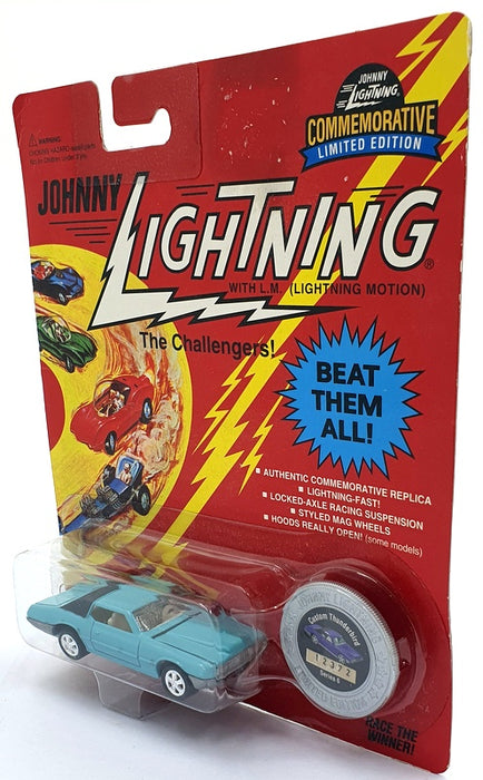 Johnny Lightning 1/64 Scale 100-162 The Challengers Custom Thunderbird Turquoise