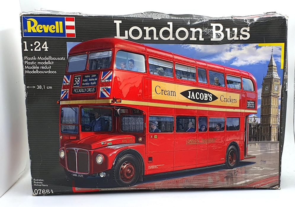 Revell 1/24 Scale Model Bus Plastic Kit 07651 - London Bus Routemaster