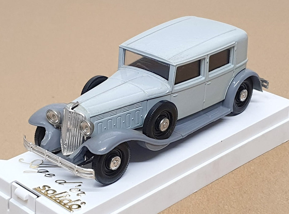 Solido 1/43 Scale 4097 - 1934 Renault Reinastella RM2 - 2-Tone Grey