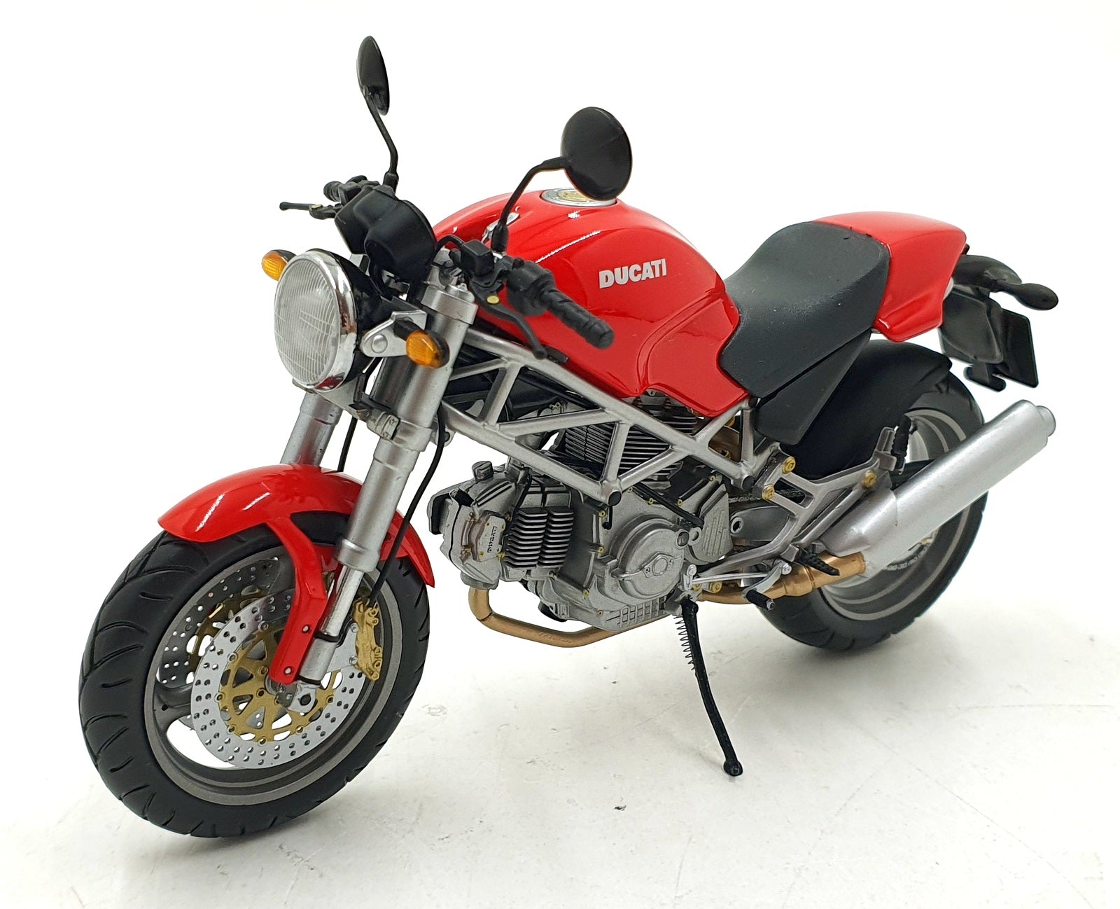 Minichamps 1/12 Scale 122 120100 - Ducati Monster Motorbike - Red