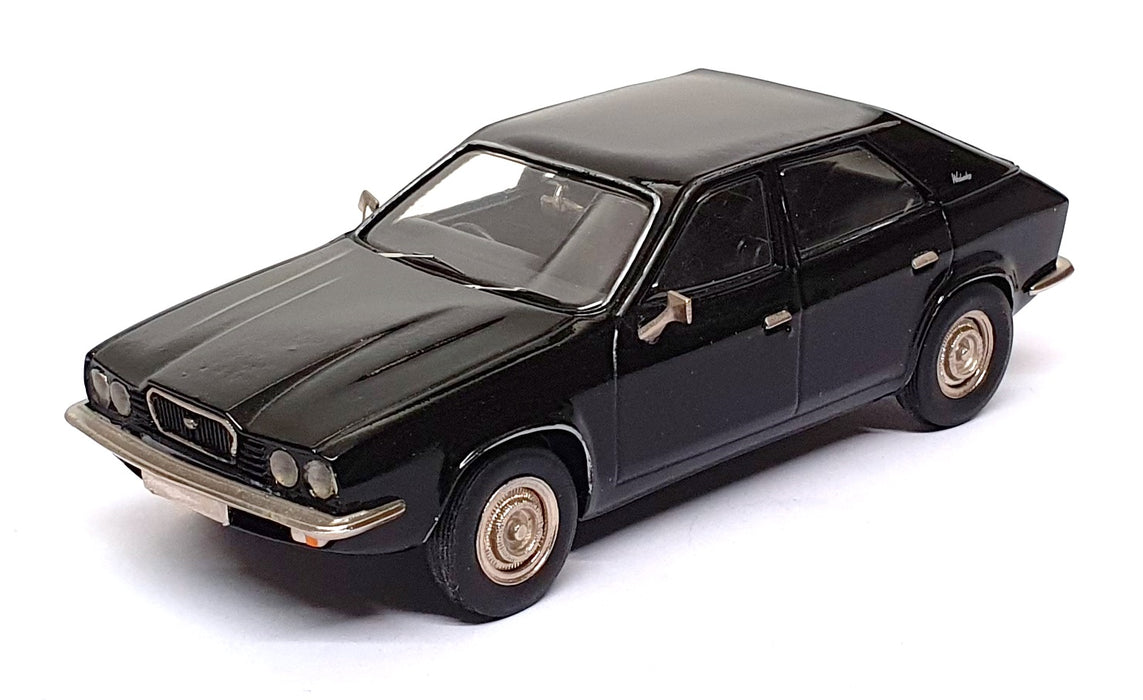 Abbey Classics 1/43 Scale Built Kit AC05 - Wolseley 18/2200 - Black