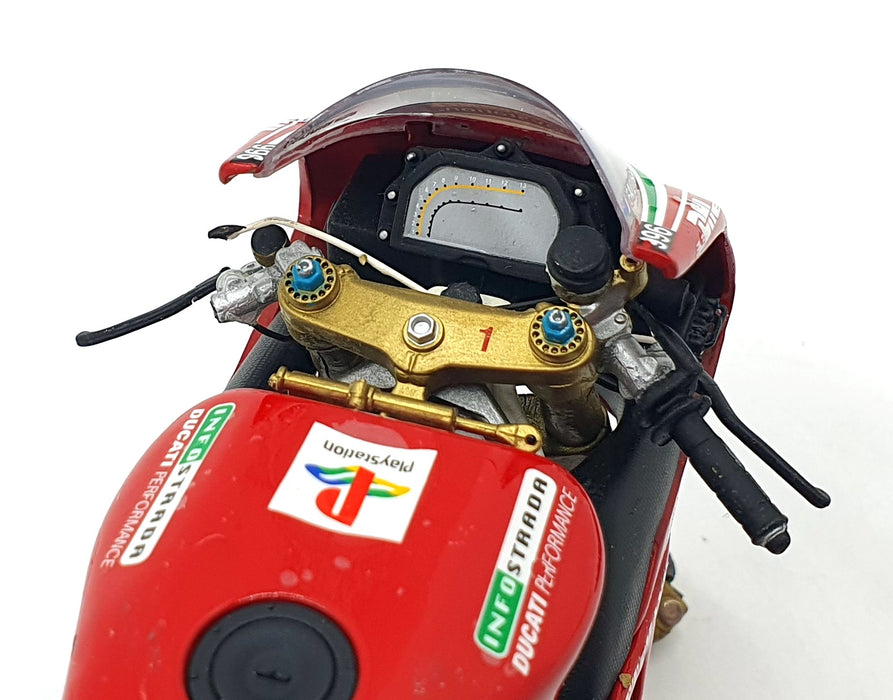 Minichamps 1/12 Scale Diecast 122 001221 Ducati 996 Superbike 2000 Troy Bayliss