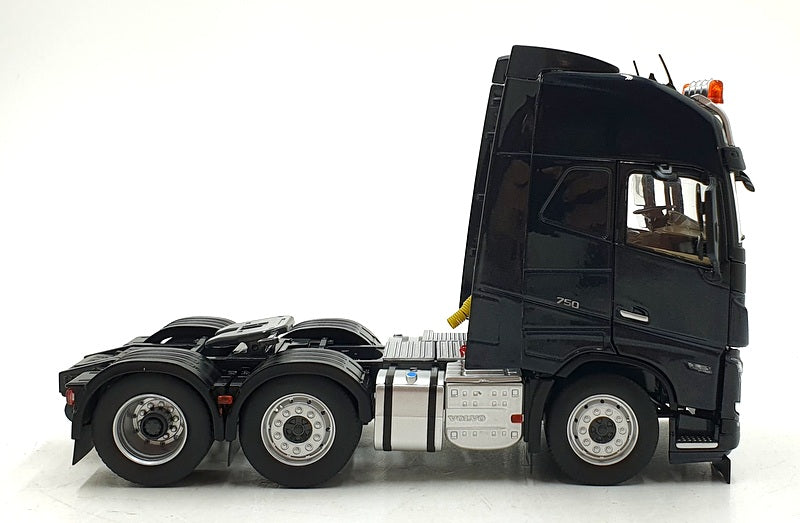 Marge Models 1/32 Scale 2321-02 Volvo FH5 6x2 Truck - Anthracite