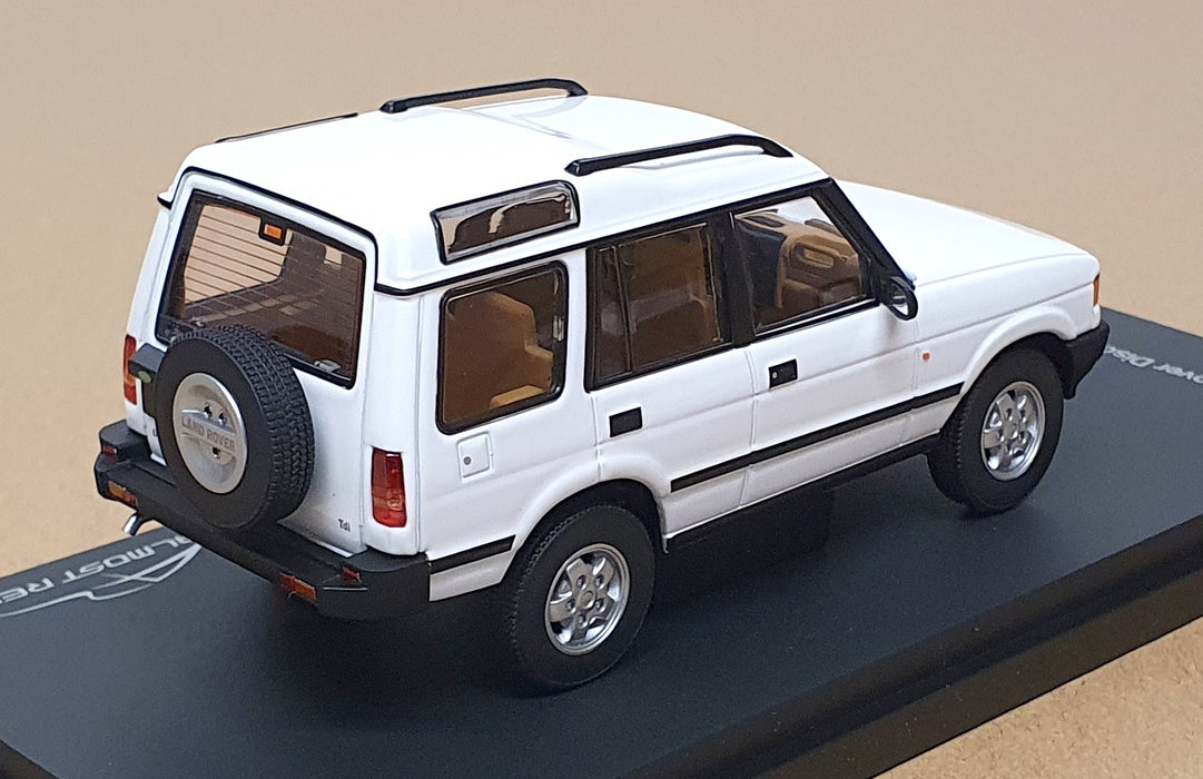 Almost Real 1/43 Scale 410402 - 1994 Land Rover Discovery I - White