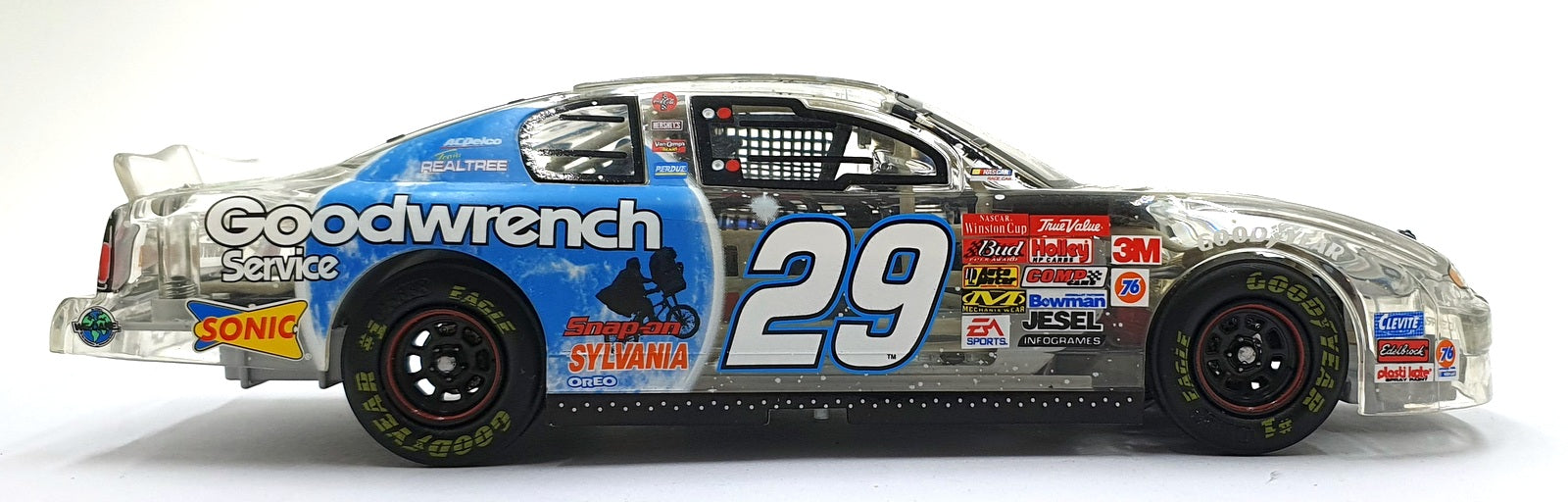 Action 1/24 Scale Diecast 102561 - 2002 Chevrolet Monte Carlo #29 NASCAR