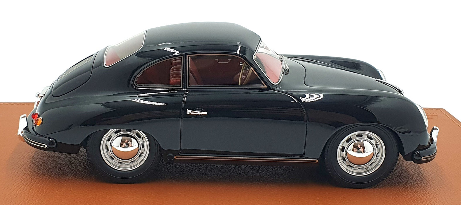 BBR 1/18 Scale Resin BBRC1820BV - 1955 Porsche 356A - Black