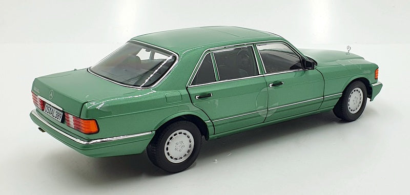 Norev 1/18 Scale Diecast 183469 1991 Mercedes-Benz 560 SEL Light Green Metallic
