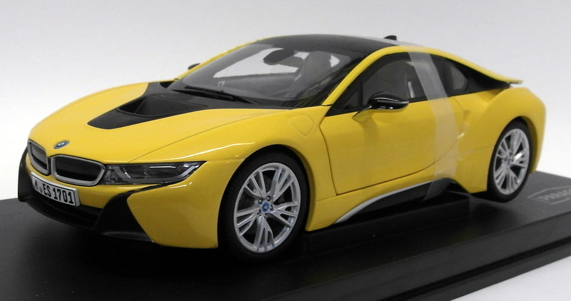 1/18 Scale Model Cars
