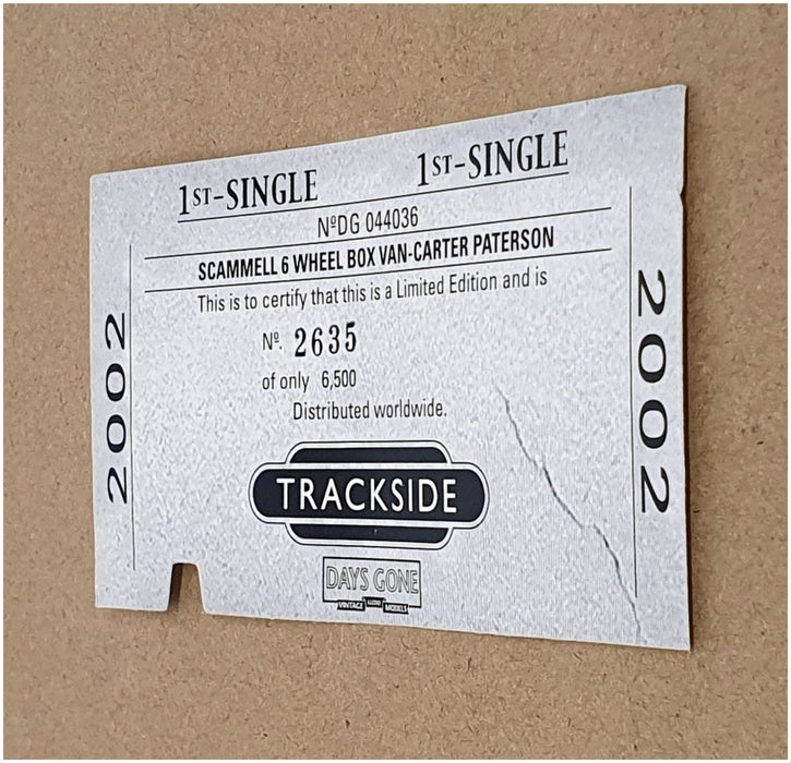 Lledo 1/76 Scale DG044031 Scammell 6W Box Van (Carter Peterson) Green/Red/Black