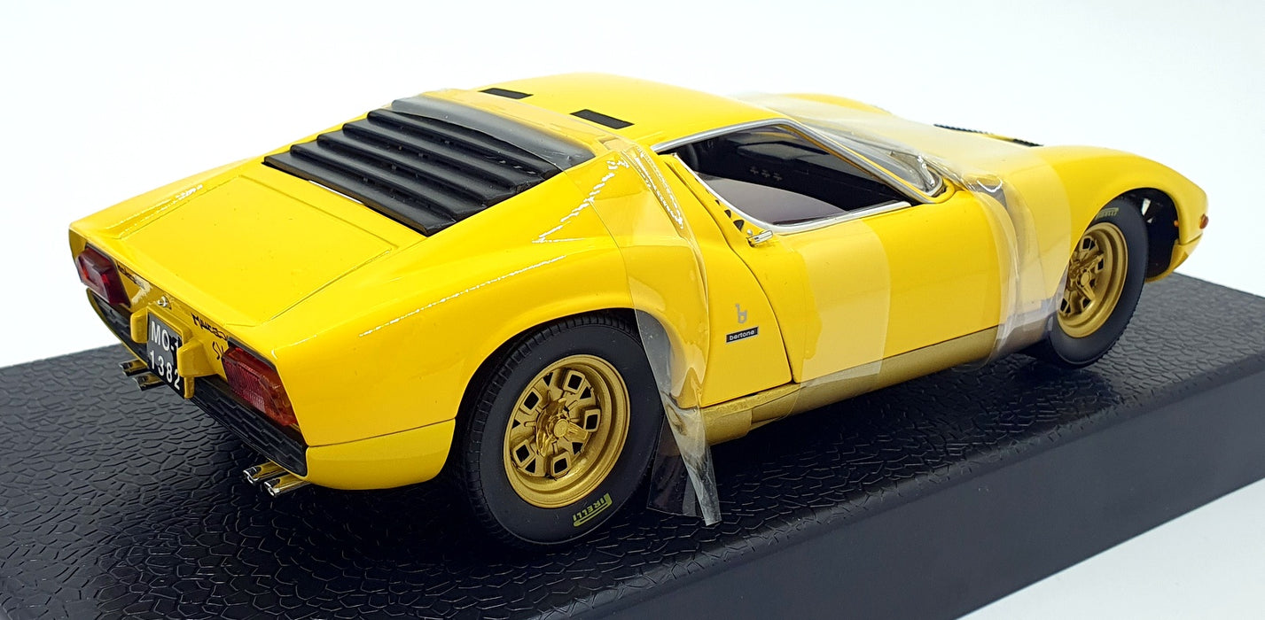 Anson 1/18 Scale Diecast 30302 - Lamborghini Muira - Yellow