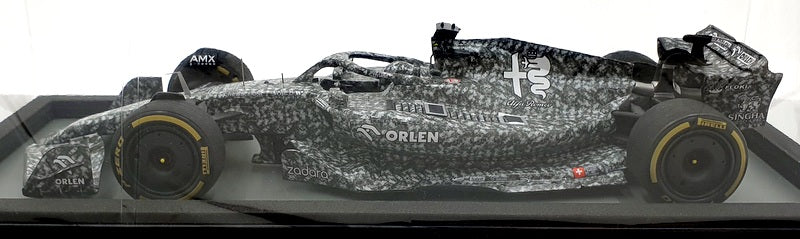 Spark 1/18 Scale Resin 18S749 - Alfa Romeo F1 Orlen C42 Barcelona Test 2022