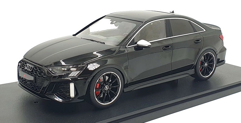 IXO Models 1/18 Scale 18003 - 2022 Audi RS3 Limousine - Black
