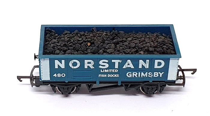 Hornby OO Gauge 1/76 Scale R.220 - Norstand Mineral Wagon - Blue/White