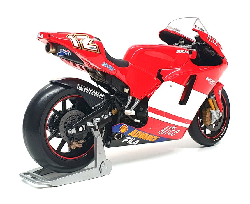 Minichamps 1/12 Scale 122 040012 - Ducati Desmosedici Troy Bayliss MotoGP 2004