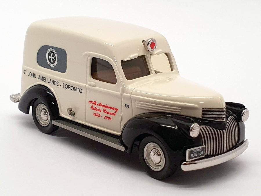 Durham Classics 1/43 Scale DC-19 - 1941 Chevrolet St John Ambulance