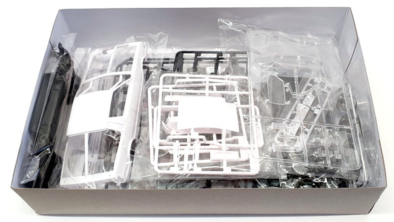 Model NuNu 1/24 Scale Model Kit Car B24023 - Mitsubishi Strarion Gr.A