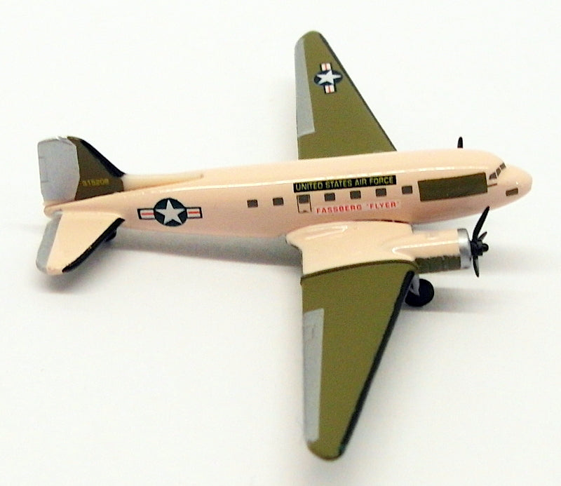 Herpa 1/500 Scale Aeroplane 511377 - Douglas C-47 Fassberg Flyer