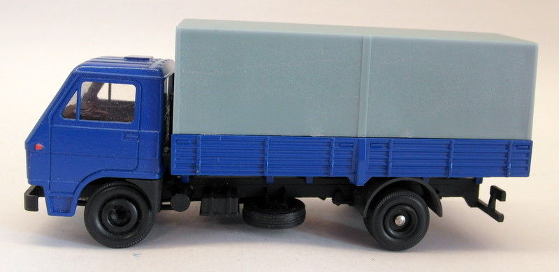 NZG 1/50 Scale 02NOV2017O MAN Covered blue model truck