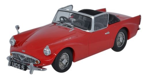 Oxford Diecast 1/43 Scale Metal Model - DSP002 - Daimler Dart SP250 - Royal Red