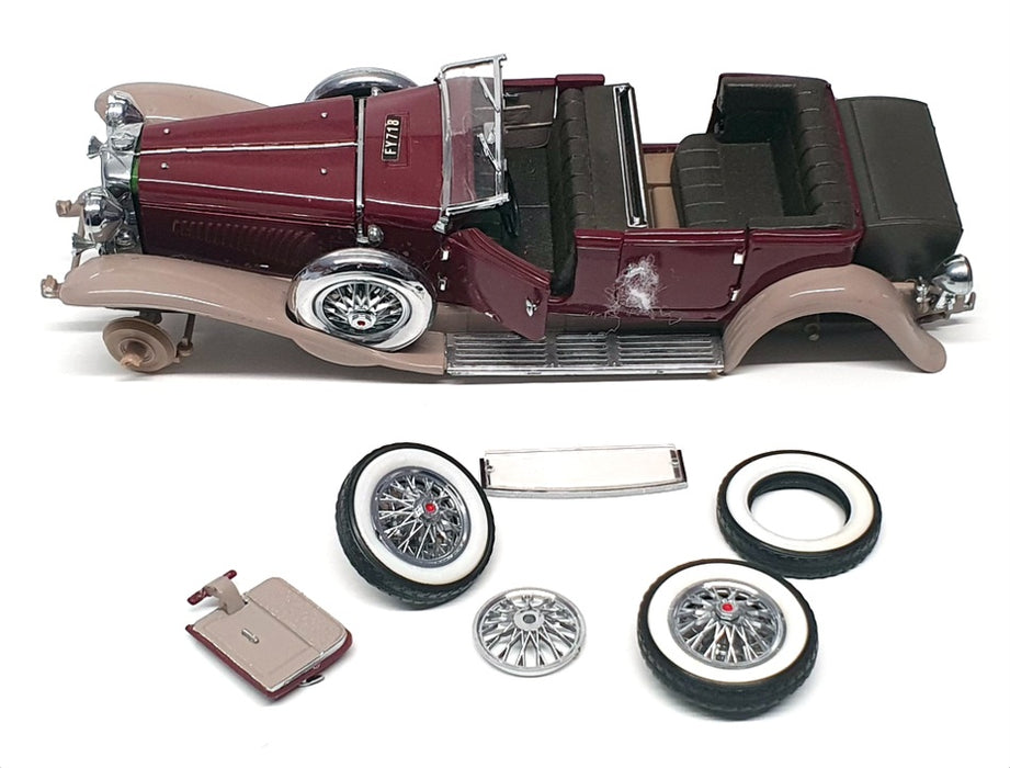 Franklin Mint 1/24 Scale 18323N - 1930 Duesenberg Derham - Maroon