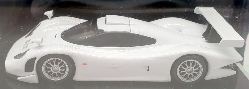 Altaya 1/43 Scale Model Car 1901IR11 - 1998 Porsche 911 GT1 - White