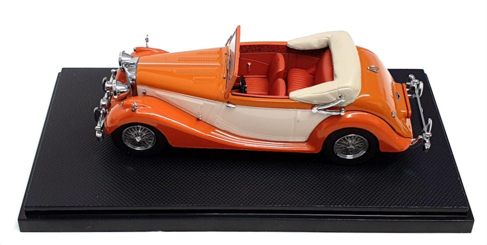 Dongguan 1/43 Scale Diecast 463.13.04 - 1948 Jaguar MkIV DHC - Lt Brown/White