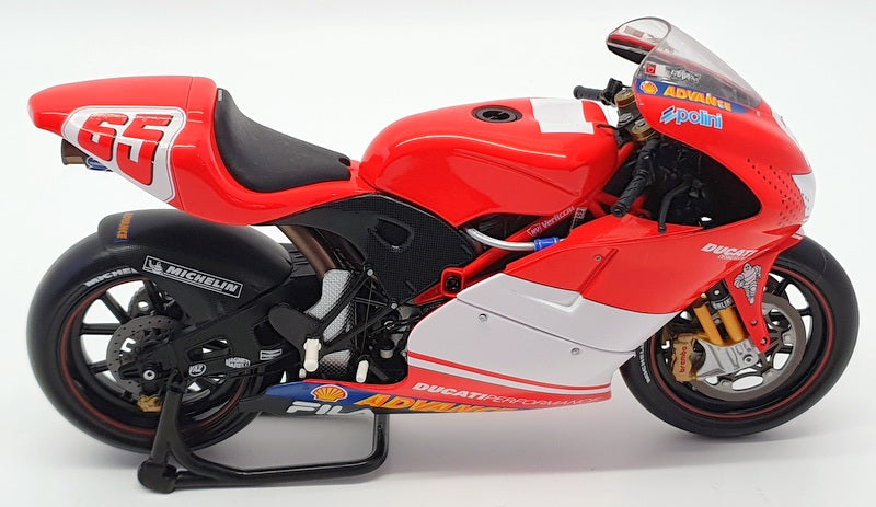 Minichamps 1/12 Scale 122 031465 - Ducati Desmosedici MotoGP L.Capirossi 2003