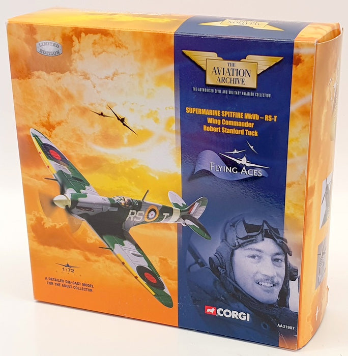 Corgi 1/72 Scale AA31907 - Supermarine Spitfire MkVb RS-T W Commander R.S.Tuck