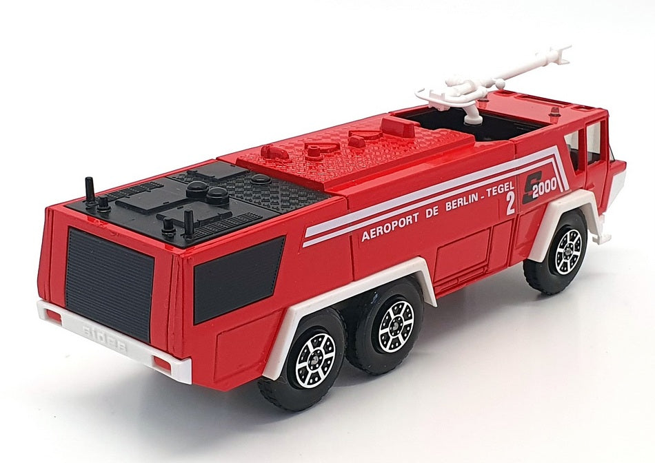 Solido 1/63 Scale 3120 - Sides 2000 Mk3 Fire Engine Water Cannon - Red