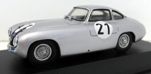 Max 1/43 scale diecast - 3310 Mercedes Benz 300 SL Winner Le Mans 1952 #21