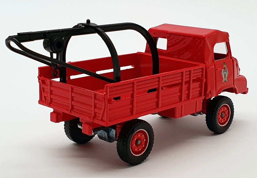 Solido 1/50 Scale 2124 - Simca UNIC Sumb 4x4 Fire Truck With Crane - Red