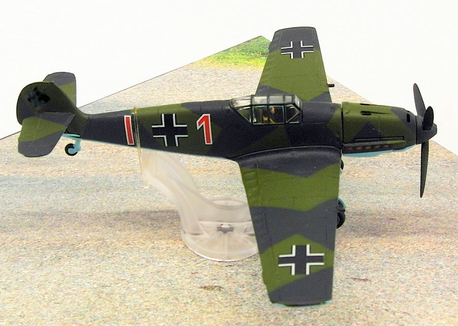 Corgi 1/72 Scale Model AA32104 - Messerscmitt BF109E-1 S.Neuman