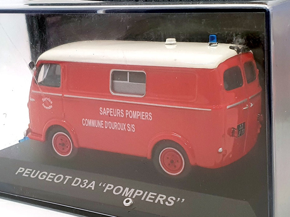 Altaya 1/43 Scale 011221 - Renault D3A Fire Truck Van Pompiers - Red/White