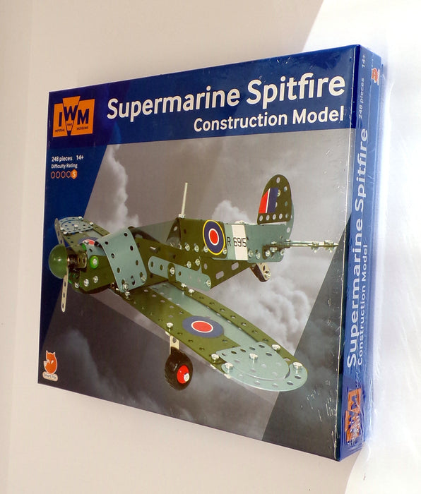 Smart Fox IWM 248 Piece Construction Model 87140 - Supermarine Spitfire