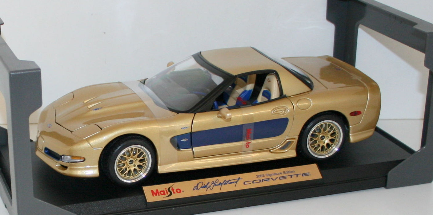 MAISTO 1/18 31657 GULDSTRAND SIGNATURE EDITION CORVETTE