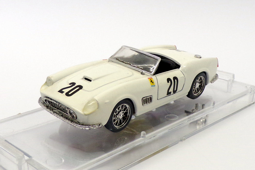 Vitesse 1/43 Scale 141 - Ferrari 250 Spyder California - #20 24h LM 1960