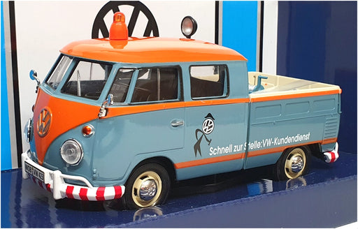 Motor Max 1/24 Scale 79550 - Volkswagen Type 2 T1 Pick Up - Orange/Blue
