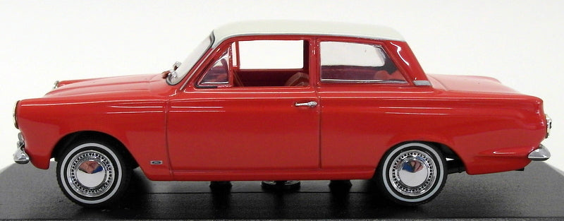 Minichamps 1/43 Scale 400 082002 - 1962 Ford Cortina Mk1 - Red/White Roof