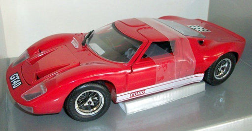 Eagle's Race 1/18 Scale - 2100 Ford GT40 Red