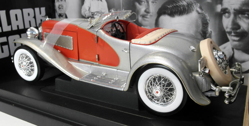 Ertl 1/18 Scale Diecast - 07962 Clark Gable's Duesenberg Roadster Silver Red