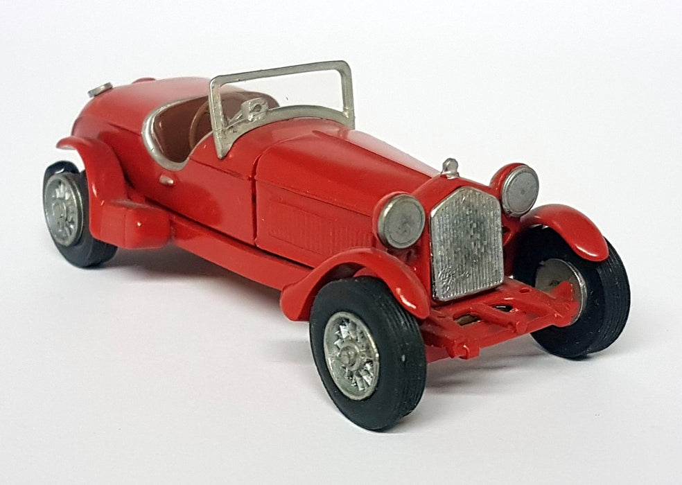 Auto Replica 1/43 Scale White Metal - AR29 Alfa Romeo 8C Red