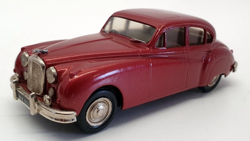 Gems & Cobwebs 1/43 Scale GC6 - Majestic Jaguar MKVII M '55 Heritage Collection