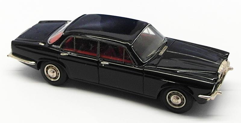 SMTS 1/43 Scale Model Car CL35 - Daimler Double Six - Dark Blue