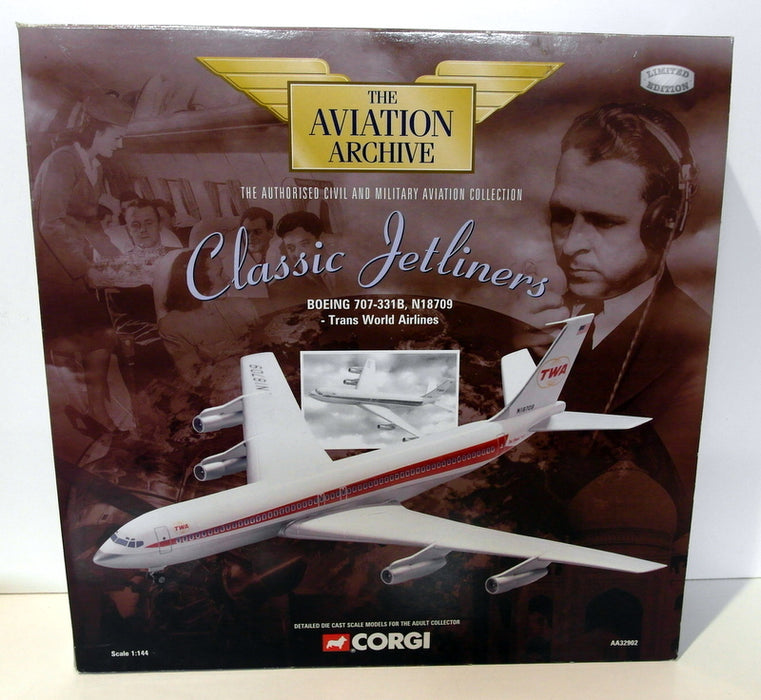Corgi 1/144 Scale Diecast  AA32902 Boeing 707-331B N18709 Trans World Airlines