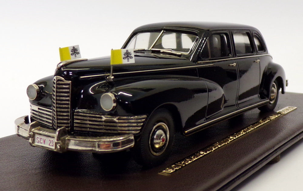 Brooklin 1/43 Scale MV04 - 1947 Packard Super Clipper Limousine S2126 - Black