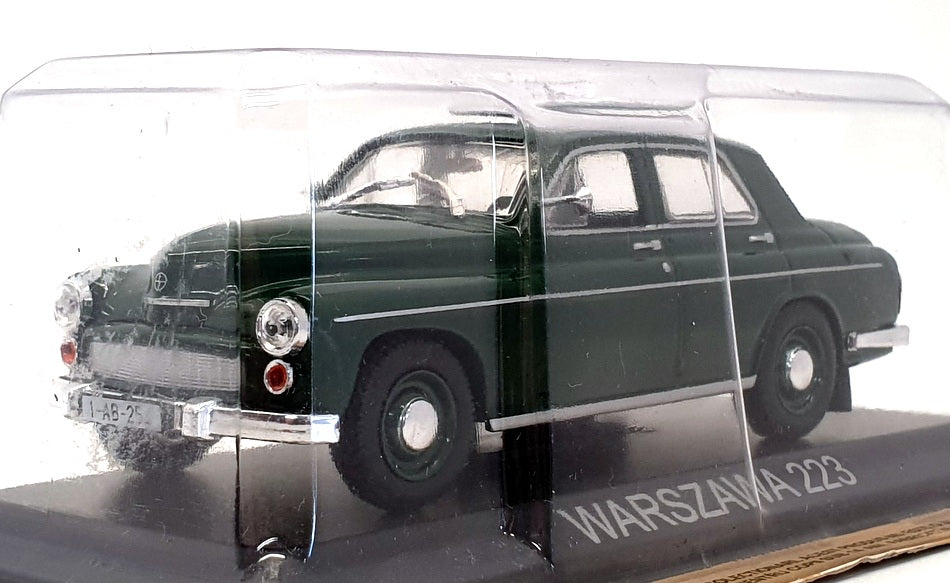 Altaya 1/43 Scale Model Car 204776 - Warszawa 223 - Green